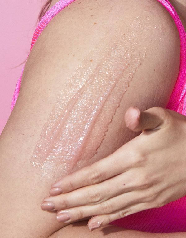cotton-candy-shea-sugar-scrub-on-body