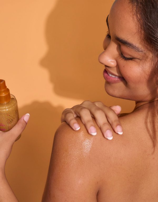 tropic_glow_mist_onskin