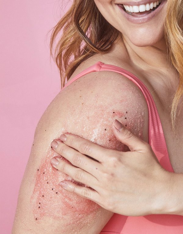 watermelon-shea-sugar-scrub-on-body_cea2805a-9b9f-4405-afb1-eaa6ca695b29